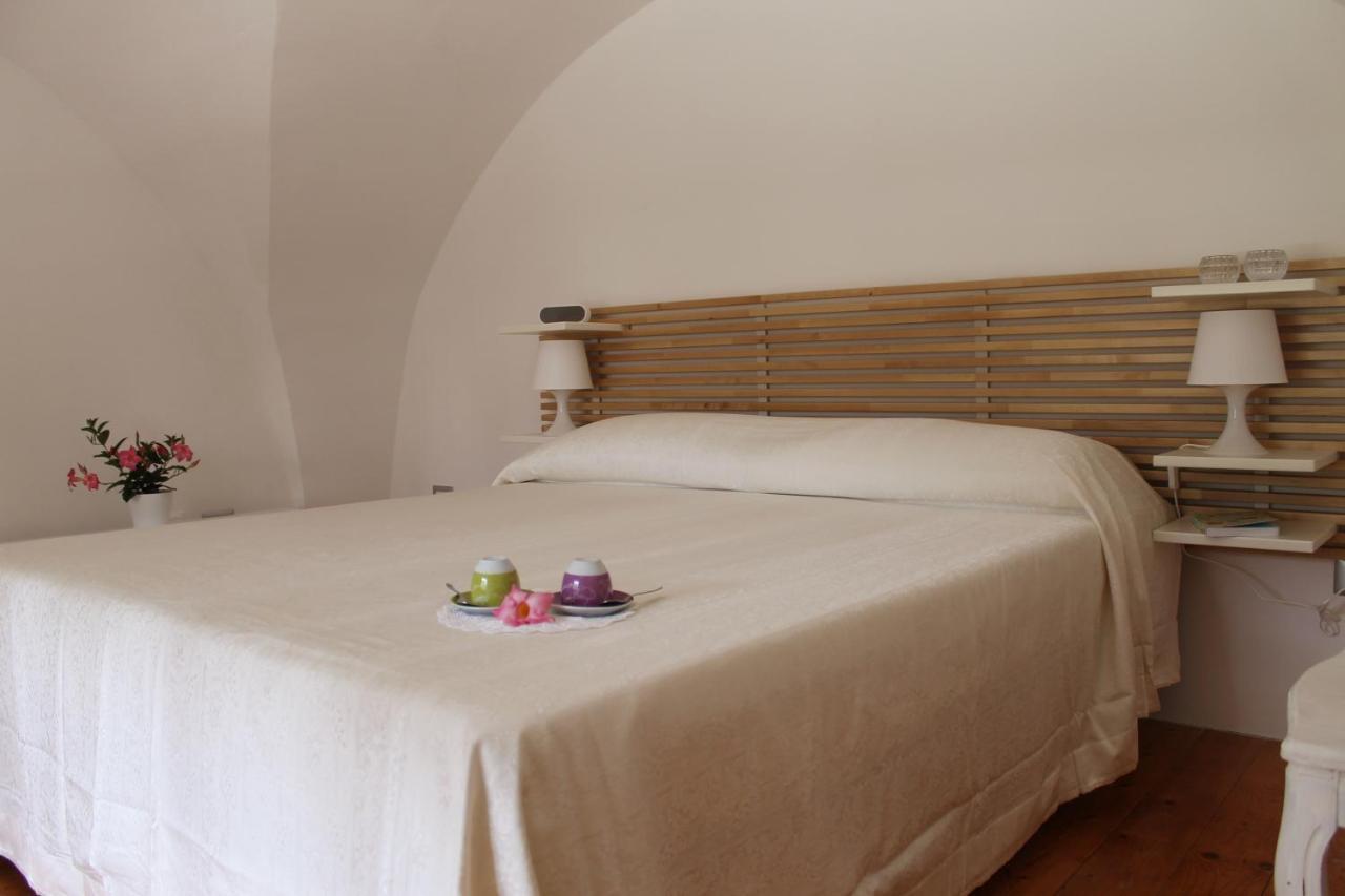 レッチェIl Cortile Segreto - Con Parcheggio Privatoアパートメント エクステリア 写真